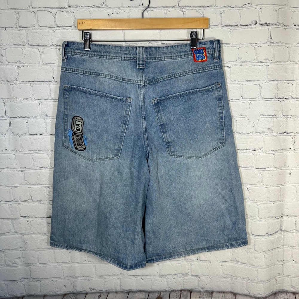 Empyre Men Light Wash Denim Skate Shorts Flip Phone Embroidery Baggy Y2K Size 32